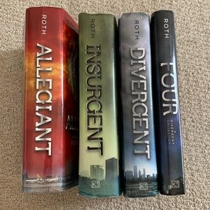 Complete Divergent hard cover book series